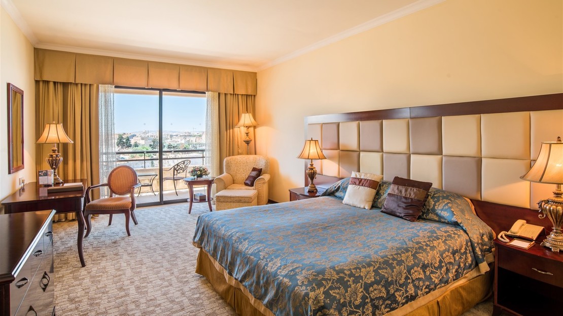  Deluxe Partial Sea View Room 